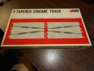 Monogram - 1/32nd Scale - 2 - Tapered Chicane Track - 3025 - Boxed