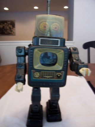 1960 Alps Japan Television Spaceman Robot Tin Very,  Lights Up