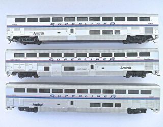 Ho Gauge Walthers Set Of 3 Amtrak Superliner Passenger Cars