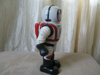 1960 ' s Marx Colonel Hap Hazard Tin Robot NASA Astronaut - Made in Japan 2