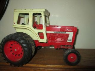 Ertl International Turbo 1466 Tractor With Cab 1:16th Scale