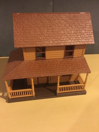 Farm House W/ Porch Roof Opens Plastic 2 - Story Christmas Display By Newray