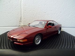 Revell 1:18 scale BMW 850i 3