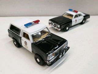 ☆☆special 1977 Dodge Ram Charger Police Car Truck 1:64 1977 Monaco Greenlight Gl