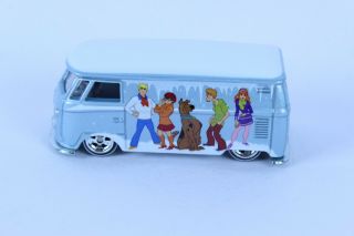 Hot Wheels Scooby Doo Volkswagen Panel Bus W/ Real Riders