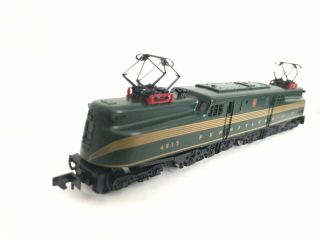 N Scale Arnold Rivarossi Pennsylvania Green Gg1 Electric Locomotive
