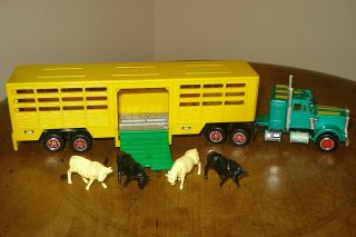 Majorette Kenworth Cattle Hauler Semi Truck And Trailer With 4 Cows 1:87 France