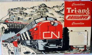 OO/HO Tri - ang Canadian (CN) Set No.  CTS.  662R 2