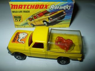 Matchbox Lesney Rolamatics 57 Wild Life Truck in yellow,  tan lion,  VNMIB 2