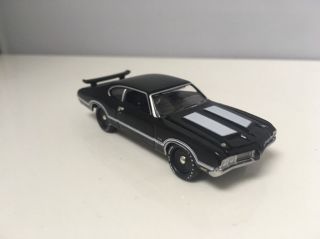 1970 70 Olds Oldsmobile Cutlass 442 S W - 31 Collectible 1/64 Scale Diecast