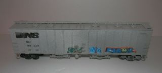 Athearn Ho Scale Weathered Norfolk Southern 90329 Hopper With Graffiti & Kadees