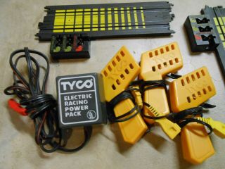 VINTAGE TYCO SLOT CAR TERMINAL TRACKS CONTROLLERS & POWER PACK 2