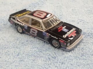 Action Dale Earnhardt Sr Chevrolet Nova Gm Goodwrench 8 1/64 Scale Chevy