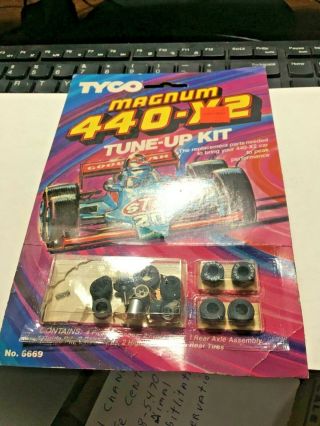 Tyco Magnum 440 - X2 Slot Car Tune Up Kit Shoes,  Tires,  Axle 6669