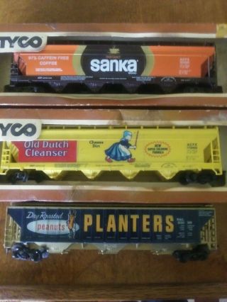 3 Ho Scale Train Cars Tyco Sanka Planters Peanuts Old Dutch Cleanser Shape