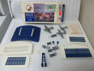 K - Lineville - Full O Scale Airport K - 4021 - Complete Except For People