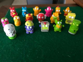 The Trash Pack 17 Trashies In Green Trash Can - Moose Toys