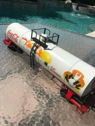 Lgb - G Scale - 43873 Coca - Cola " Play Refreshed " Uni Body Tank Car -