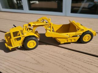 Caterpillar 1:50 Scale 631e Wheel Tractor Scraper By Norscot