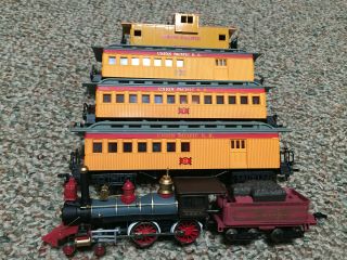 Bachmann Transcontinental Railroad 150th Years Anniversary Locomotive And 4 Cars