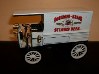 Ertl Collectibles Anheuser - Busch 1904 Knox Delivery Truck Bank