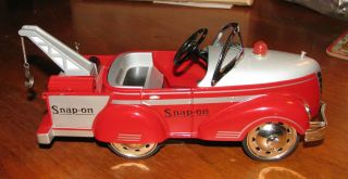 Snap - On Tools Light - Up Metal Tow Truck Pedal Car Bank 1999 - No Box