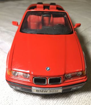 Maisto BMW 325i Convertible 1993 Die Cast 1:18 2