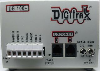 Digitrax Db100,  5 Amp Dcc Booster With Auto Reversing