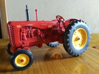 Ertl Massey Harris 55 1:16 Die Cast Metal Toy Farm Tractor Wide Front