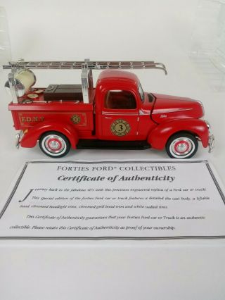 Golden Wheel Diecast 1940 Ford Fdny Ladder Fire Truck Red Damage See Pic 1:34