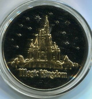 One Oz.  999 Silver Disney Christmas Coin (cntl 11 - 19)