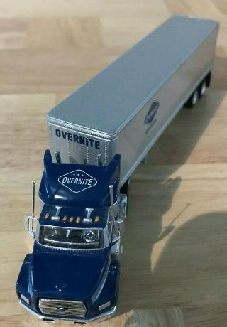 Matchbox DYM 38009 Overnight Ford Aeromax Tractor Trailer 1/100 Scale 2