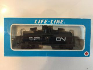 Life - Like Ho Scale Cn Canadian National Railway Tanker Car 234890 W/ Box