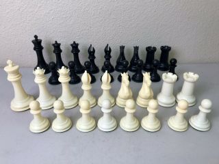 House Of Staunton Chess Set Piece Triple Weighted Plastic Kings 4.  1” Tall,  94g.