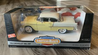 1:18 Ertl American Muscle 1955 Chevrolet Bel Air Die - Cast Car - Pale Yellow