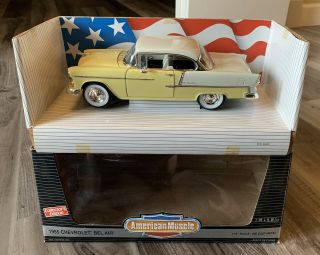 1:18 Ertl American Muscle 1955 Chevrolet Bel Air Die - Cast Car - Pale Yellow 2