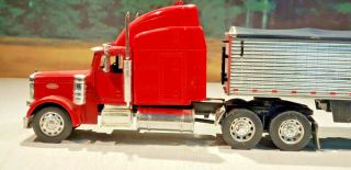 G / LGB 1:32 Scale - Peterbilt Red/Silver Long Hauler Covered Grain Truck 3