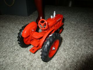 Agco Deutz Allis Chalmers Farm Toy Tractor WD45 Show Edition Good Shape 2