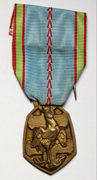 France 1939 –1945 Commemorative War Medal Médaille Commémorative De La Guerre