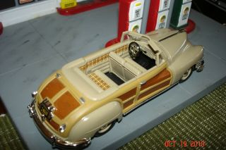 1947 Chrysler Town & Country Convertible,  1:43,  O Scale,  Dinky