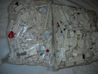 Bulk Legos White 4 Lbs 9 Oz All Huge Variety
