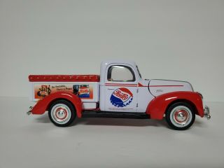 Pepsi Cola Vintage 1940 Ford Truck Diecast Red & White Golden Wheel