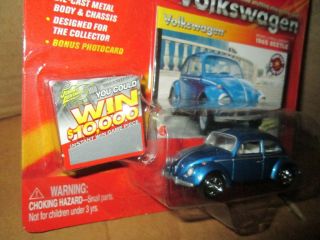 Johnny Lightning Volkswagen 1965 Bug Beetle Blue Vw 1:64