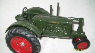 Massey - Harris " Challenger " Farm Tractor On Rubber 1/16 Diecast