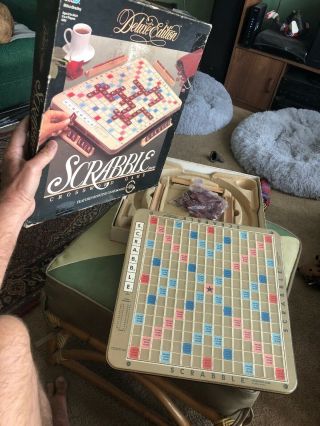 Scrabble 1989 Deluxe Edition Turntable Rotating Board Game Milton Bradley 4034