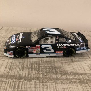 Nascar Winners Circle 1:24 Dale Earnhardt Sr 3 Oreo Goodwrench 2001 Diecast