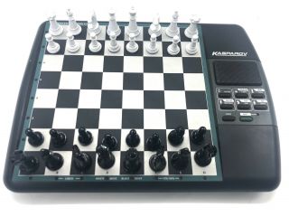 Saitek Kasparov Advanced Talking Computer Electronic Chess Set Awesome