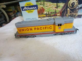 H O Trains: Excellant Running Union Pacific Gp 7 That Needs Some Help