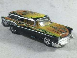 100 Hot Wheels Troy Lee 1957 Chevy Nomad - Loose