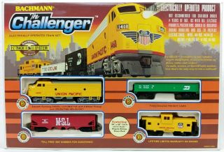 Bachmann The Challenger Ho Scale Electric Train Set With E - Z Track System 00621